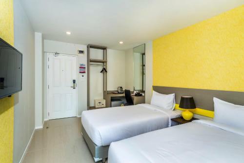 Zircon Hotel
