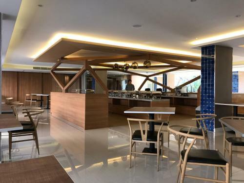 Zircon Hotel