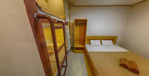 Express Hostel