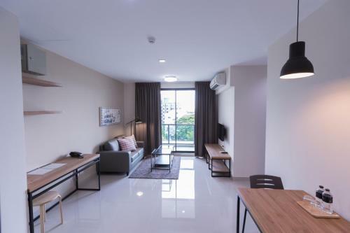The Journey Hotel Laksi
