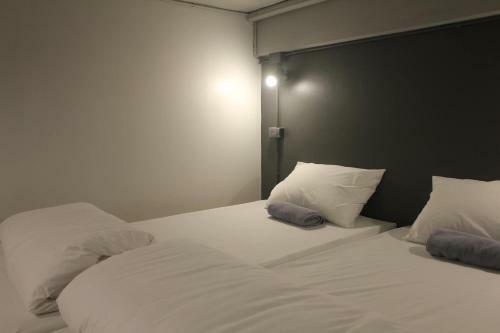 Ekanek Hostel