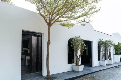 Hotel The Loft Panwa Resort