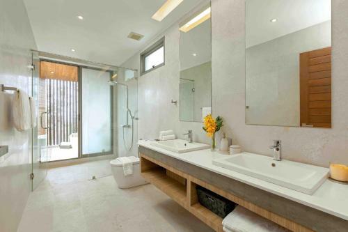 The Kamonchat - 7 Bedroom Villa, Kamala Beach, Phuket