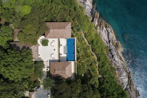 Villa Chelay Resort Kamala Phuket