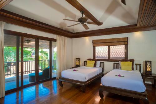 Beachfront Resort Villa Baan Banburee 4br