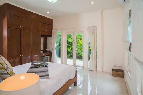 Beachfront Resort Villa Baan Chanchai 2br