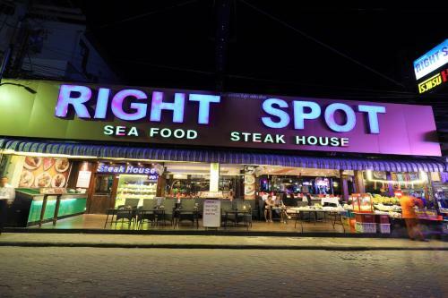 Hotel Right Spot