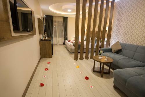 White Star Hotel