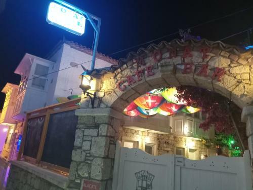 Hotel Monat Otel