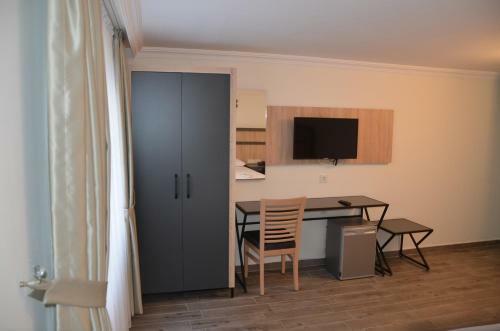 Hotel Piyes Otel
