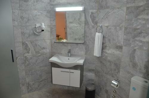 Hotel Piyes Otel