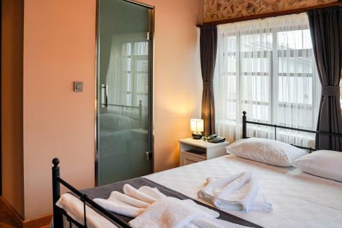 Bed & Breakfast La Casa Carina Butik Otel