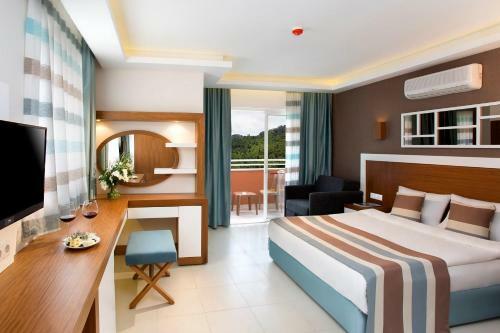Hotel Maya World Moonlight