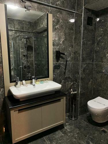 Hotel Frt A?rl?nes Otel