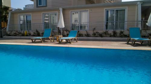 Theluna Suite Hotel