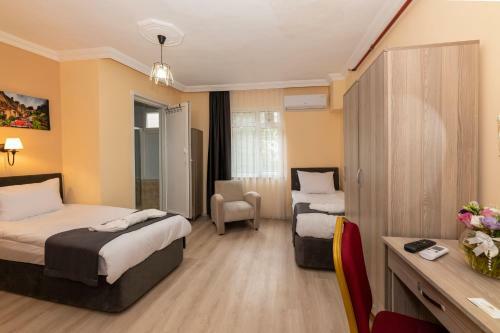 Golden Flower Hotel