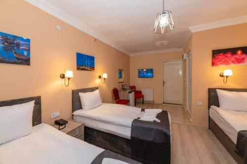 Golden Flower Hotel