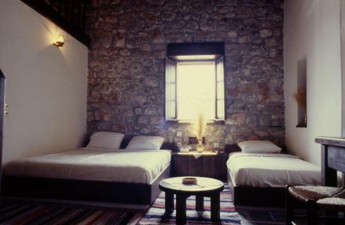 Hotel Tsitsiris Castle
