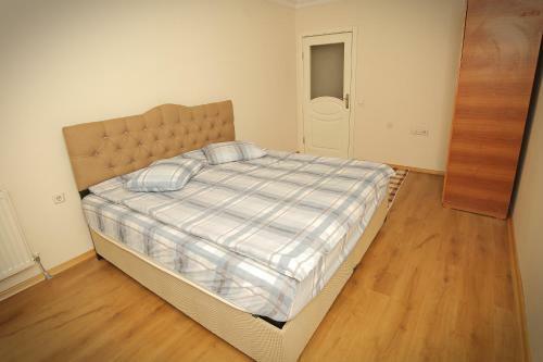�zkanlar Apart