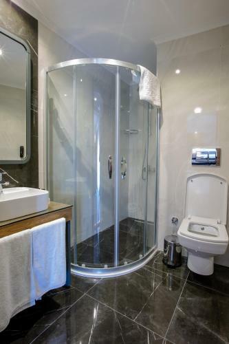 Kayhan City Hotel