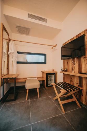 Hotel B�y�kada Loc'ada
