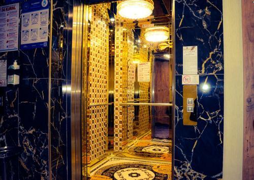Rua World Hotel