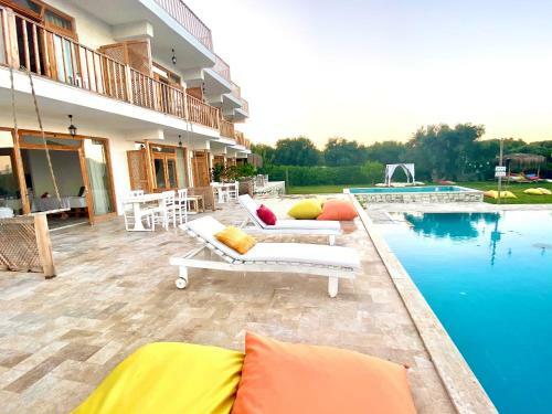 Ala�at? Barbarossa Hotel