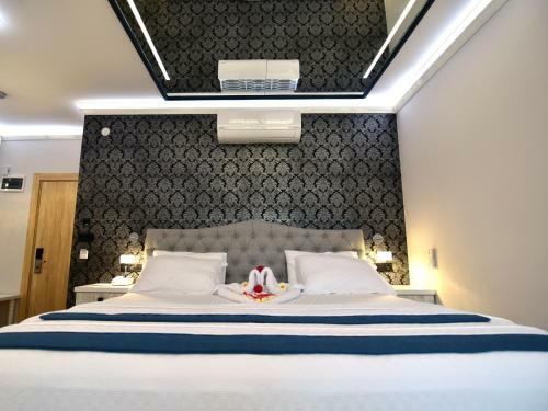 Hotel Tahira?a Otel