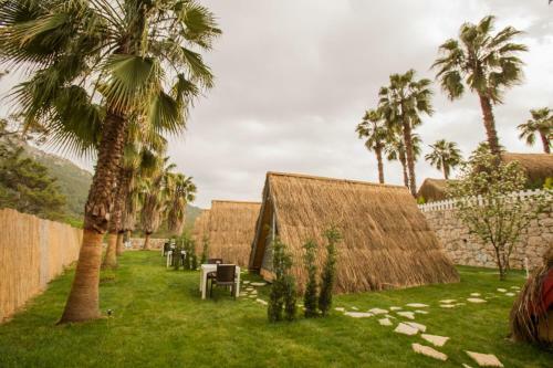 The Hill Glamping �?ral?