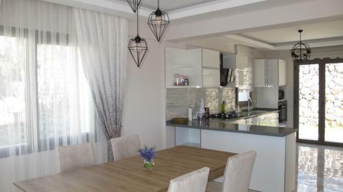 �zalp Villa B