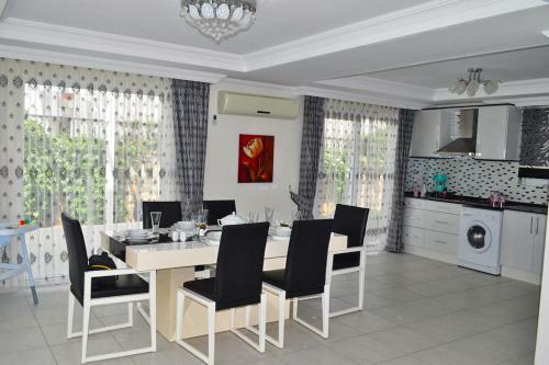 Heights Villa C