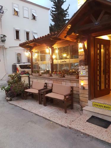 Hotel L?mon Otel Fo�a