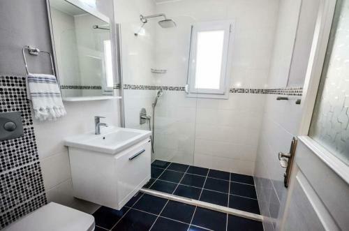 Ahatli Villa Sleeps 6 Pool Air Con
