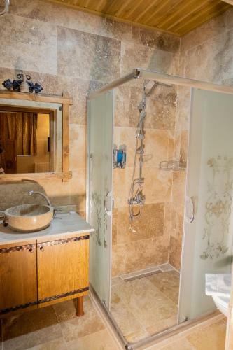Bed & Breakfast Grand Elite Cave Suites