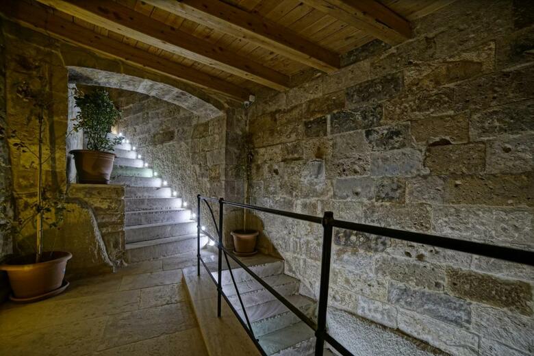 Bed & Breakfast Zeus Cave Suites