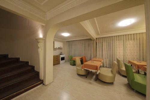 Hotel Sato