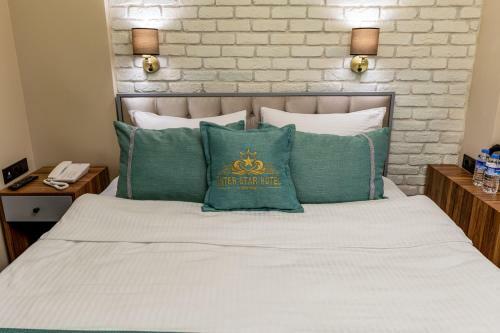 ?nterstar Hotel