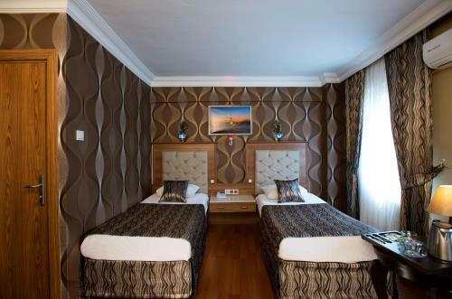 ?irin Hotel