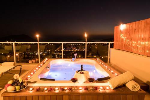 Kalkan Villa Sleeps 10 With Pool And Air Con