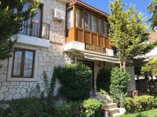Bed & Breakfast Bizim Ev Otel Ala�at?