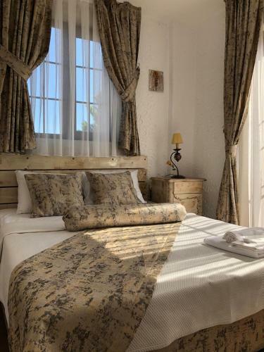 Bed & Breakfast Bizim Ev Otel Ala�at?