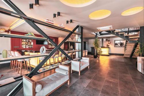 Hotel Marina Bay G�cek