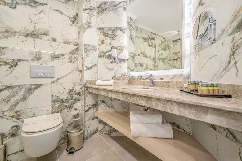 Hotel Aria Resort & Spa