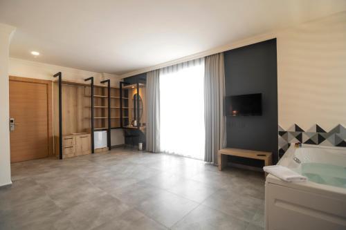 Hotel Grand Kol?br? Prest?ge