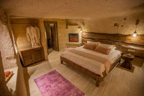 Bed & Breakfast Mak's Cave House