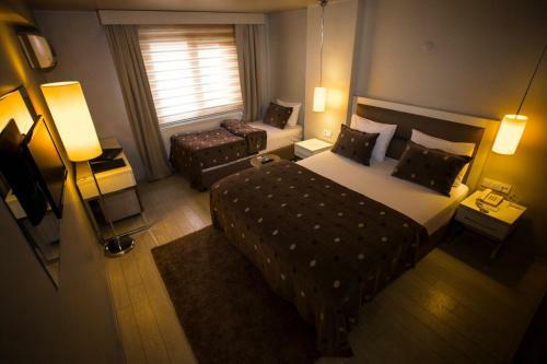 S?vas Hotel Nevv