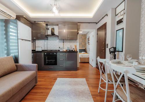 Umut Apartments