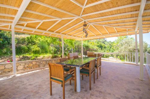 Margaz Villa Sleeps 8 Pool Air Con Wifi