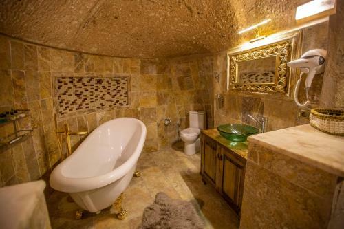 Royal Cave Hotel