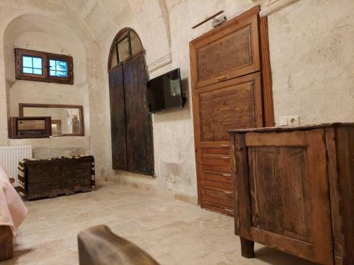 Armesos Cave Hotel